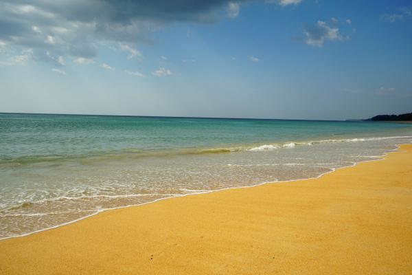 หาดไม้ขาว ภูเก็ต