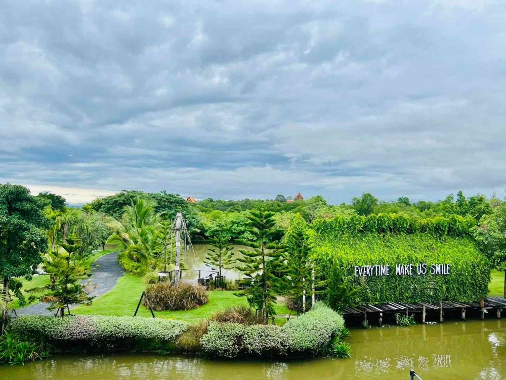 คาเฟสวย Montreux Cafe & Farm แหล่งท่องเที่ยวนครนายก